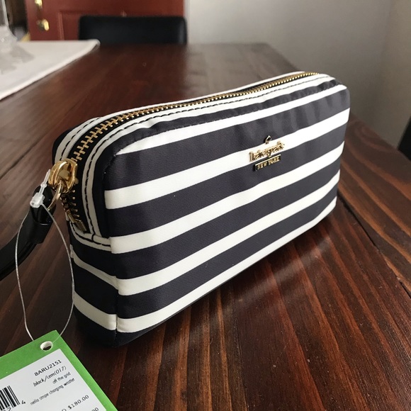 Brand New Kate Spade Nella Charging Wristlet - Picture 6 of 8